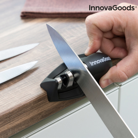 Kompaktowa ostrzałka do noży InnovaGoods V0101140 Kompaktowa ostrzałka do noży InnovaGoods V0101140